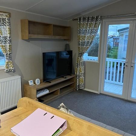 Lorraine'S Caravan Holiday Villa มอร์คัมบ์ ภายนอก รูปภาพ