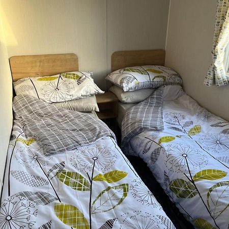 Lorraine'S Caravan Holiday Villa มอร์คัมบ์ ภายนอก รูปภาพ