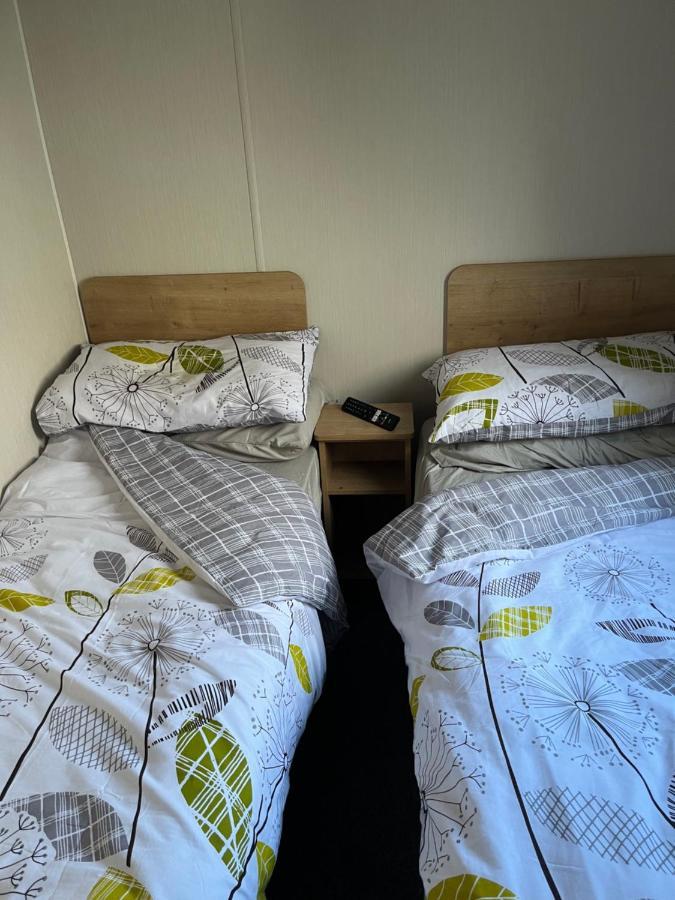 Lorraine'S Caravan Holiday Villa มอร์คัมบ์ ภายนอก รูปภาพ