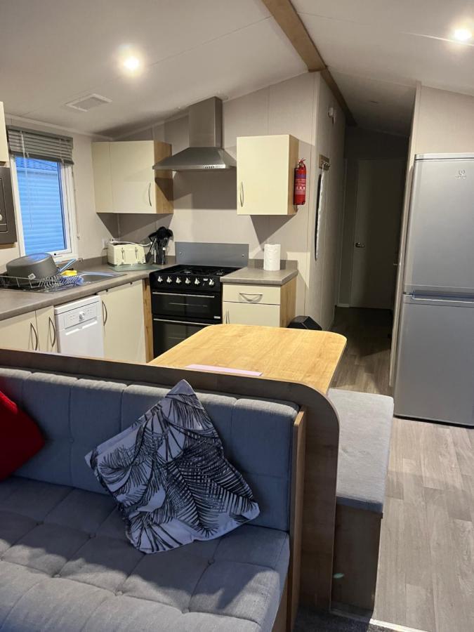 Lorraine'S Caravan Holiday Villa มอร์คัมบ์ ภายนอก รูปภาพ